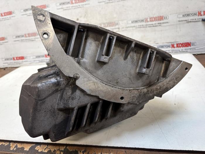 Gebruikte Carterpan BMW 5 serie Touring (E39) 523i 24V Prijs op aanvraag aangeboden door N Kossen Autorecycling BV