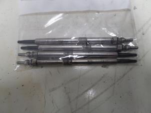 Gebruikte Gloeikaars Nissan Interstar (X70) 2.5 dCi 16V 100 Prijs op aanvraag aangeboden door N Kossen Autorecycling BV