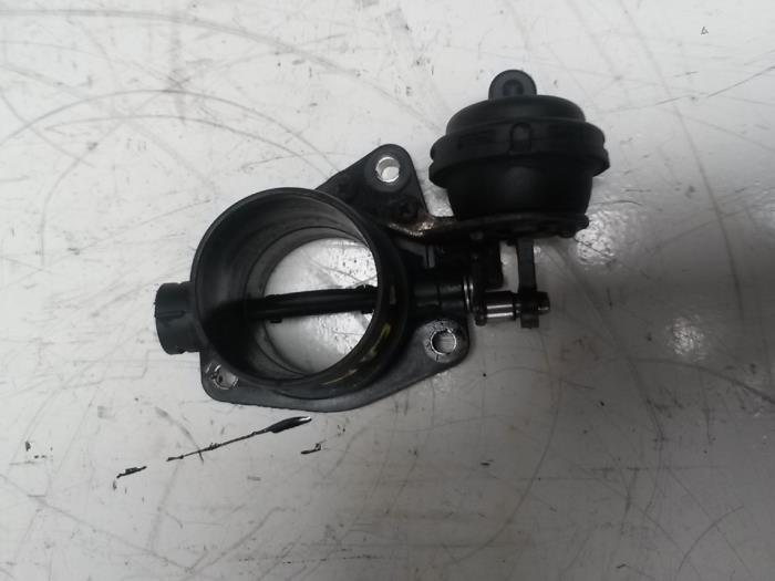 Gebruikte Gasklephuis Renault Megane II Grandtour (KM) 1.9 dCi 120 Prijs op aanvraag aangeboden door N Kossen Autorecycling BV