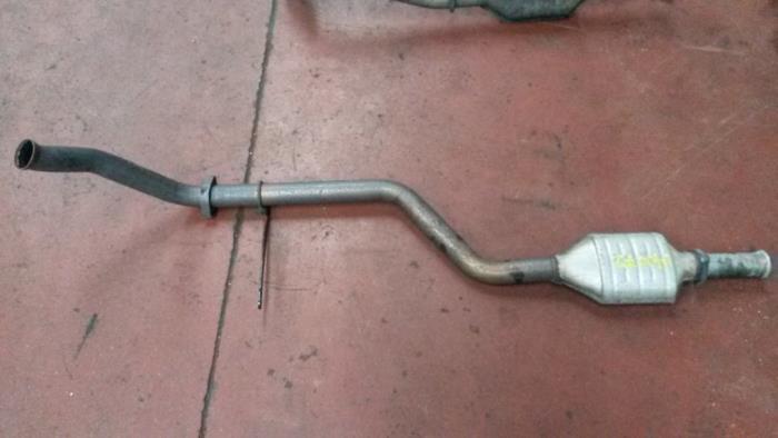 Gebruikte Voordemper Uitlaat Mercedes E Combi diesel (S124) 2.5 E-250D 20V Prijs op aanvraag aangeboden door N Kossen Autorecycling BV