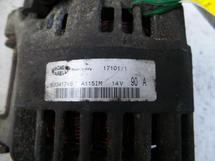 Dynamo van een Ford Focus 1 Wagon 1.8 TDdi 2001