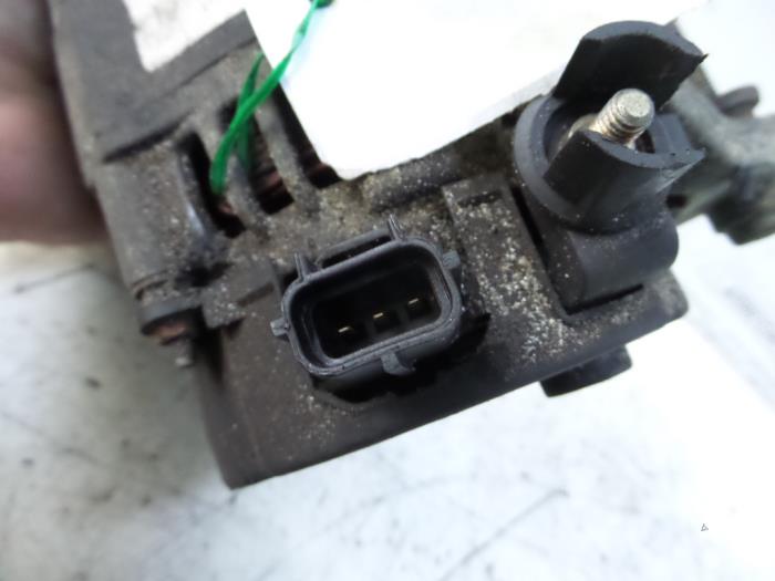 Dynamo van een Ford Focus 1 Wagon 1.8 TDdi 2001