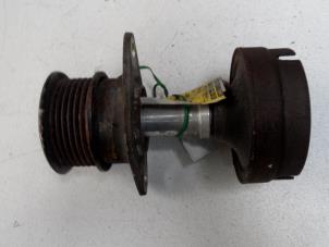 Gebruikte Dynamo poelie Ford Focus 1 Wagon 1.8 TDdi Prijs op aanvraag aangeboden door N Kossen Autorecycling BV