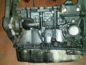 Gebruikte Krukas Volkswagen Transporter/Caravelle T4 2.4 D Synro Prijs op aanvraag aangeboden door N Kossen Autorecycling BV