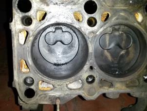 Gebruikte Zuiger Volkswagen Transporter/Caravelle T4 2.4 D Synro Prijs op aanvraag aangeboden door N Kossen Autorecycling BV