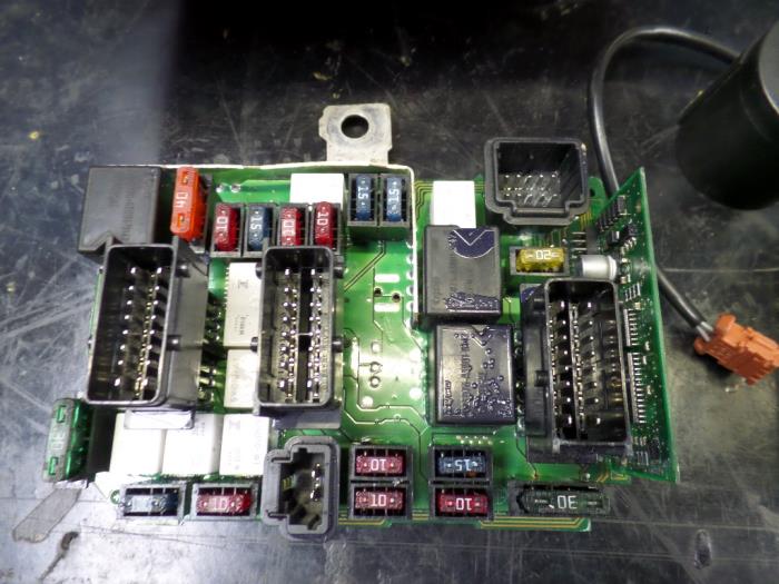 Gebruikte Peugeot 206 (2A/C/H/J/S) 1.6 16V Computer Motormanagement