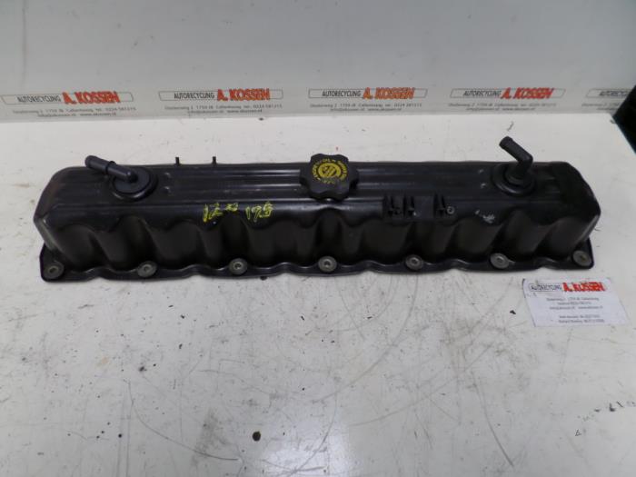 Gebruikte Kleppendeksel Jeep Grand Cherokee (WG/WJ) 4.0i Prijs op aanvraag aangeboden door N Kossen Autorecycling BV