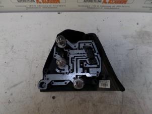 Gebruikte Fitting Achterlicht links BMW 3 serie (E46/4) 320d 16V Prijs op aanvraag aangeboden door N Kossen Autorecycling BV