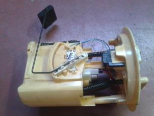 Gebruikte Benzinepomp Citroen C5 I Break (DE) 2.0 HDi 110 Prijs op aanvraag aangeboden door N Kossen Autorecycling BV