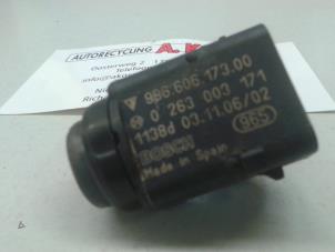 Gebruikte Sensor PDC Porsche 911 (996) 3.6 Carrera 4 24V Prijs € 75,00 Margeregeling aangeboden door N Kossen Autorecycling BV