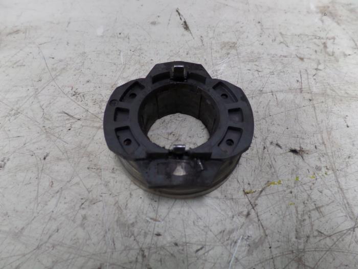 Gebruikte Druklager Volkswagen Transporter/Caravelle T4 2.4 D Prijs op aanvraag aangeboden door N Kossen Autorecycling BV