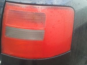 Gebruikte Achterlicht rechts Audi A6 Avant (C5) 2.5 TDI V6 24V Prijs op aanvraag aangeboden door N Kossen Autorecycling BV