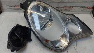 Gebruikte Koplamp rechts Porsche 911 Prijs € 600,00 Margeregeling aangeboden door N Kossen Autorecycling BV