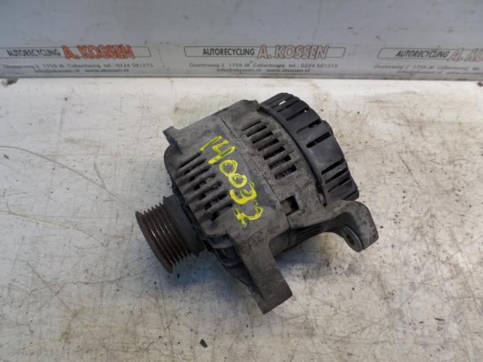 Gebruikte Dynamo Renault Master II (JD) 2.8 dTi T28 Prijs op aanvraag aangeboden door N Kossen Autorecycling BV