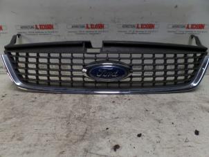 Gebruikte Grille Ford Mondeo IV Wagon 2.0 TDCi 140 16V Prijs op aanvraag aangeboden door N Kossen Autorecycling BV