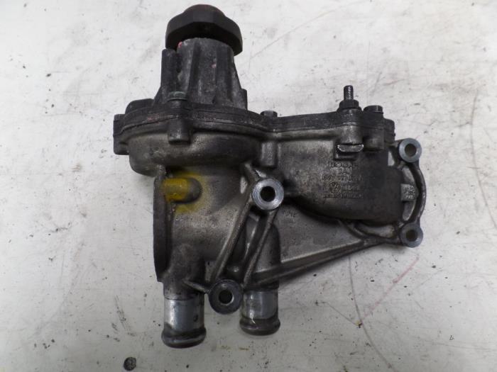 Gebruikte Waterpomp Volkswagen Transporter/Caravelle T4 1.9 TD Caravelle Prijs op aanvraag aangeboden door N Kossen Autorecycling BV