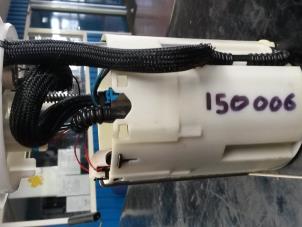 Gebruikte Benzinepomp Renault Laguna II Grandtour (KG) 1.8 16V Prijs op aanvraag aangeboden door N Kossen Autorecycling BV