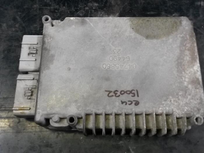 Gebruikte Computer Motormanagement Chrysler Sebring (JR) 2.0 16V Prijs op aanvraag aangeboden door N Kossen Autorecycling BV