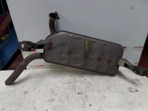 Gebruikte Uitlaat Einddemper Renault Laguna II Grandtour (KG) 1.9 dCi 100 Prijs op aanvraag aangeboden door N Kossen Autorecycling BV