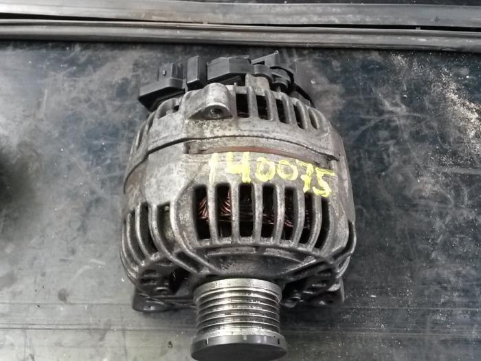 Gebruikte Dynamo Renault Laguna II Grandtour (KG) 1.9 dCi 100 Prijs op aanvraag aangeboden door N Kossen Autorecycling BV