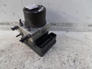 Gebruikte ABS Pomp Ford Focus 2 Wagon 1.6 TDCi 16V 110 Prijs op aanvraag aangeboden door N Kossen Autorecycling BV