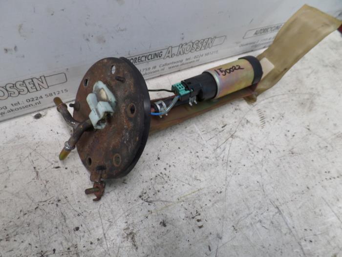 Gebruikte Benzinepomp Honda Prelude (BB) 2.2i VTEC 16V Prijs op aanvraag aangeboden door N Kossen Autorecycling BV