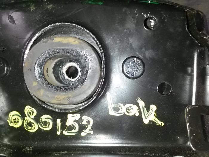 Gebruikte Motorrubber Peugeot Partner 1.6 HDI 75 Prijs op aanvraag aangeboden door N Kossen Autorecycling BV