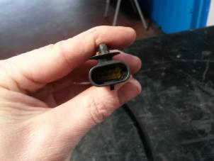 Gebruikte Lambda Sonde Renault Scénic II (JM) 2.0 16V Prijs op aanvraag aangeboden door N Kossen Autorecycling BV