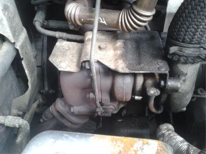 Gebruikte G-lader Hyundai Terracan 2.5 TCi Prijs op aanvraag aangeboden door N Kossen Autorecycling BV