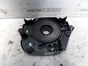 Gebruikte Licht + Raw Schakelaar BMW 5 serie (E60) 520d 16V Prijs op aanvraag aangeboden door N Kossen Autorecycling BV