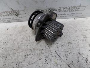 Gebruikte Waterpomp Volkswagen Crafter 2.0 TDI Prijs op aanvraag aangeboden door N Kossen Autorecycling BV