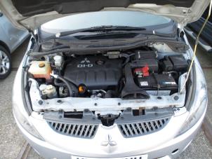 Gebruikte Cardanas rechts-voor (VWA) Mitsubishi Grandis (NA) 2.0 DI-D 16V Prijs op aanvraag aangeboden door N Kossen Autorecycling BV