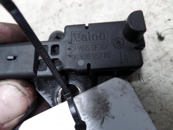 Gebruikte Krukas sensor Ford Mondeo IV Wagon 2.0 TDCi 140 16V Prijs op aanvraag aangeboden door N Kossen Autorecycling BV