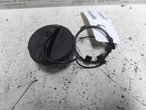 Gebruikte Tankdop Mazda 6 Sport (GG14) 2.0i 16V Prijs op aanvraag aangeboden door N Kossen Autorecycling BV