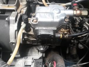 Gebruikte Dieselpomp Renault Megane Coupé (DA) 1.9 dTi Prijs op aanvraag aangeboden door N Kossen Autorecycling BV