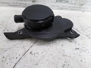 Gebruikte Carterventilatie Mercedes C Combi (S203) 2.7 C-270 CDI 20V Prijs op aanvraag aangeboden door N Kossen Autorecycling BV