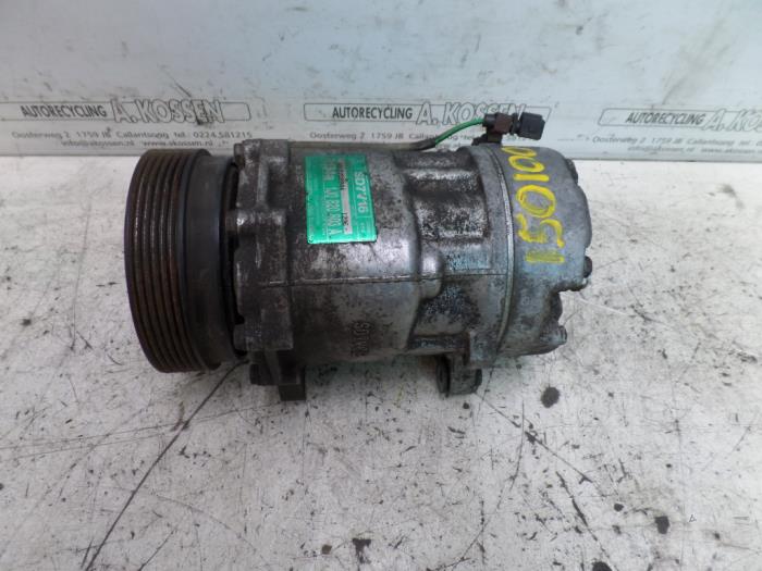 Gebruikte Aircopomp Volkswagen Golf IV (1J1) 1.4 16V Prijs op aanvraag aangeboden door N Kossen Autorecycling BV