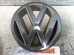Gebruikte Embleem Volkswagen Transporter Prijs op aanvraag aangeboden door N Kossen Autorecycling BV