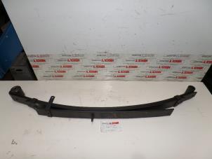 Nieuwe Veerblad achter Mitsubishi L400 Prijs € 453,75 Inclusief btw aangeboden door N Kossen Autorecycling BV