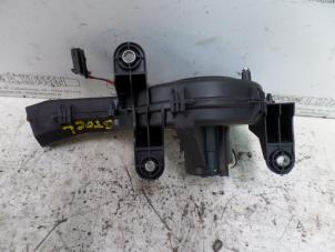 Gebruikte Chaufage Ventilatiemotor Citroen C4 Picasso (UD/UE/UF) 2.0 16V Autom. Prijs op aanvraag aangeboden door N Kossen Autorecycling BV