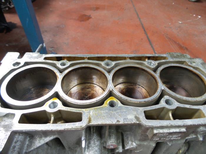 Motor Onderblok van een Citroën C4 Picasso (UD/UE/UF) 2.0 16V Autom. 2007