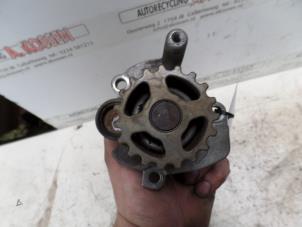Gebruikte Waterpomp Volkswagen Touran Prijs op aanvraag aangeboden door N Kossen Autorecycling BV