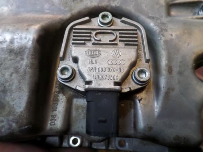 Gebruikte Oliepeil sensor Volkswagen Touran Prijs op aanvraag aangeboden door N Kossen Autorecycling BV