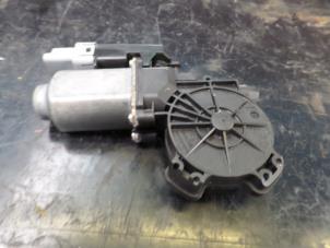 Gebruikte Motor electrisch raam Citroen C4 Picasso (UD/UE/UF) 2.0 16V Autom. Prijs op aanvraag aangeboden door N Kossen Autorecycling BV