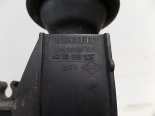 Gebruikte Vulpijp olie Renault Trafic New (FL) 2.0 dCi 16V 90 Prijs op aanvraag aangeboden door N Kossen Autorecycling BV