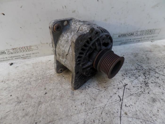 Gebruikte Dynamo Volkswagen Golf III (1H1) 2.8 VR6 Prijs op aanvraag aangeboden door N Kossen Autorecycling BV