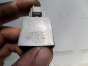 Gebruikte Spanningsregelaar Daihatsu Sirion Prijs op aanvraag aangeboden door N Kossen Autorecycling BV