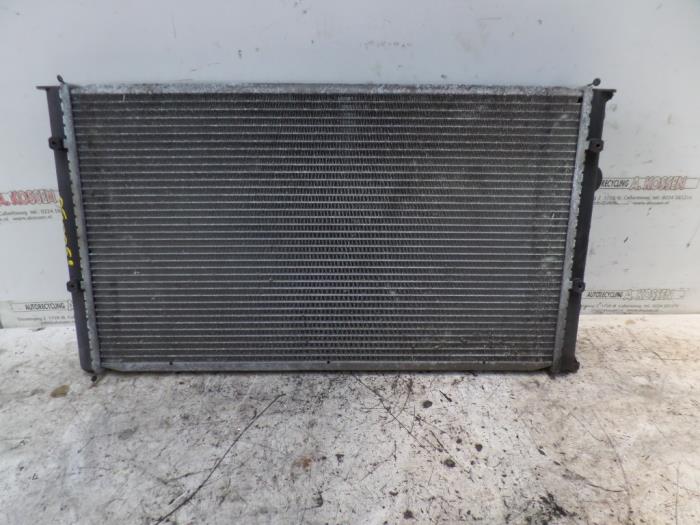 Gebruikte Radiateur Volkswagen Golf III (1H1) 2.8 VR6 Prijs op aanvraag aangeboden door N Kossen Autorecycling BV