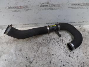 Gebruikte Intercooler Slang Mitsubishi Pajero Classic Hardtop (V2/4) 3.2 DI-D 16V Prijs op aanvraag aangeboden door N Kossen Autorecycling BV