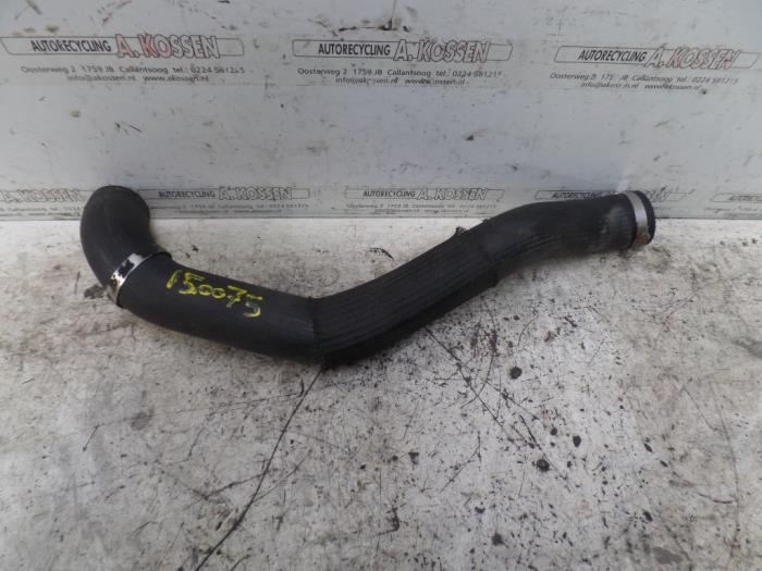 Gebruikte Intercooler Slang Mitsubishi Pajero Classic Hardtop (V2/4) 3.2 DI-D 16V Prijs op aanvraag aangeboden door N Kossen Autorecycling BV